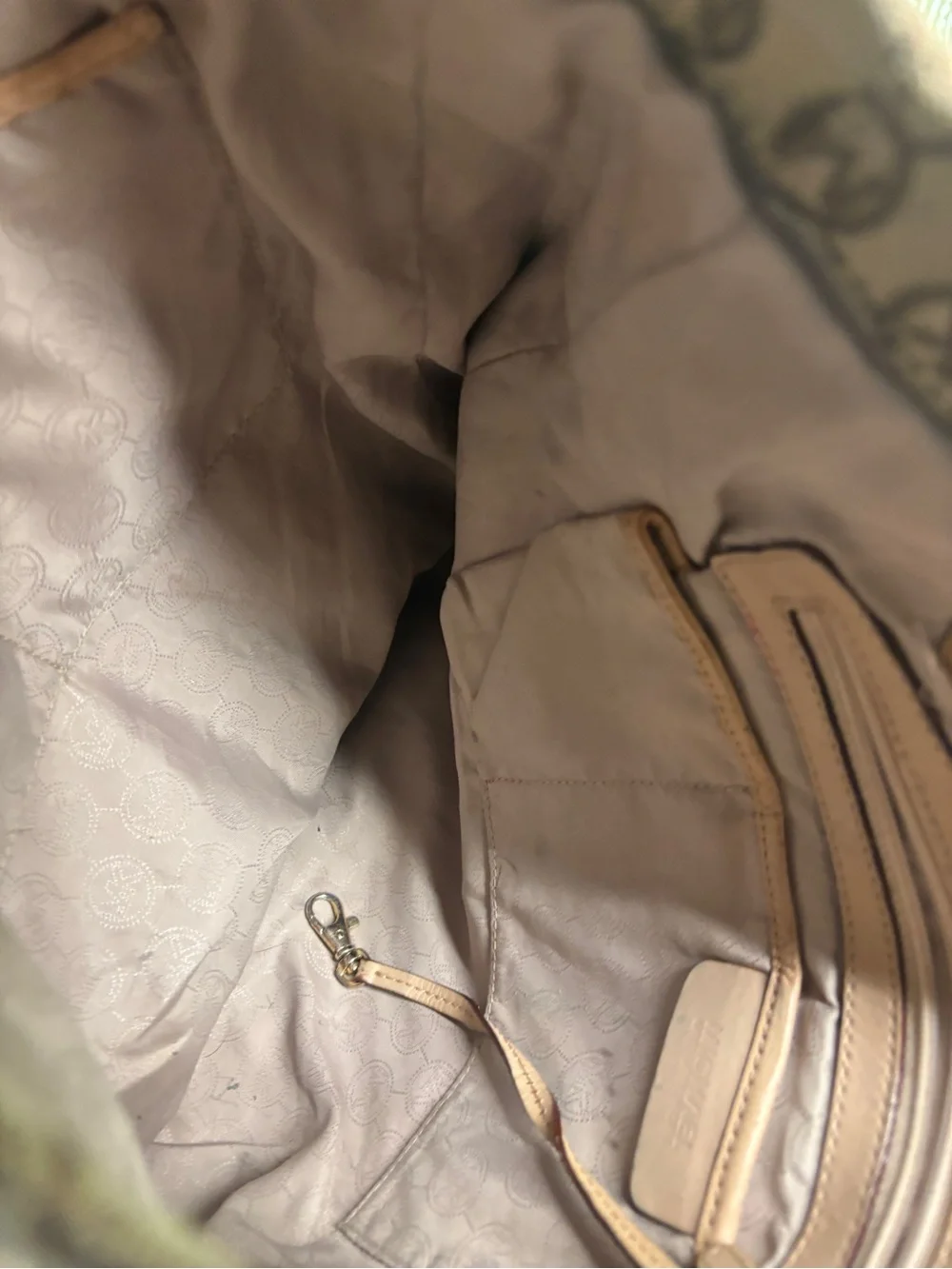 ✴️Michael Kors Beige/Brown Logo Tote